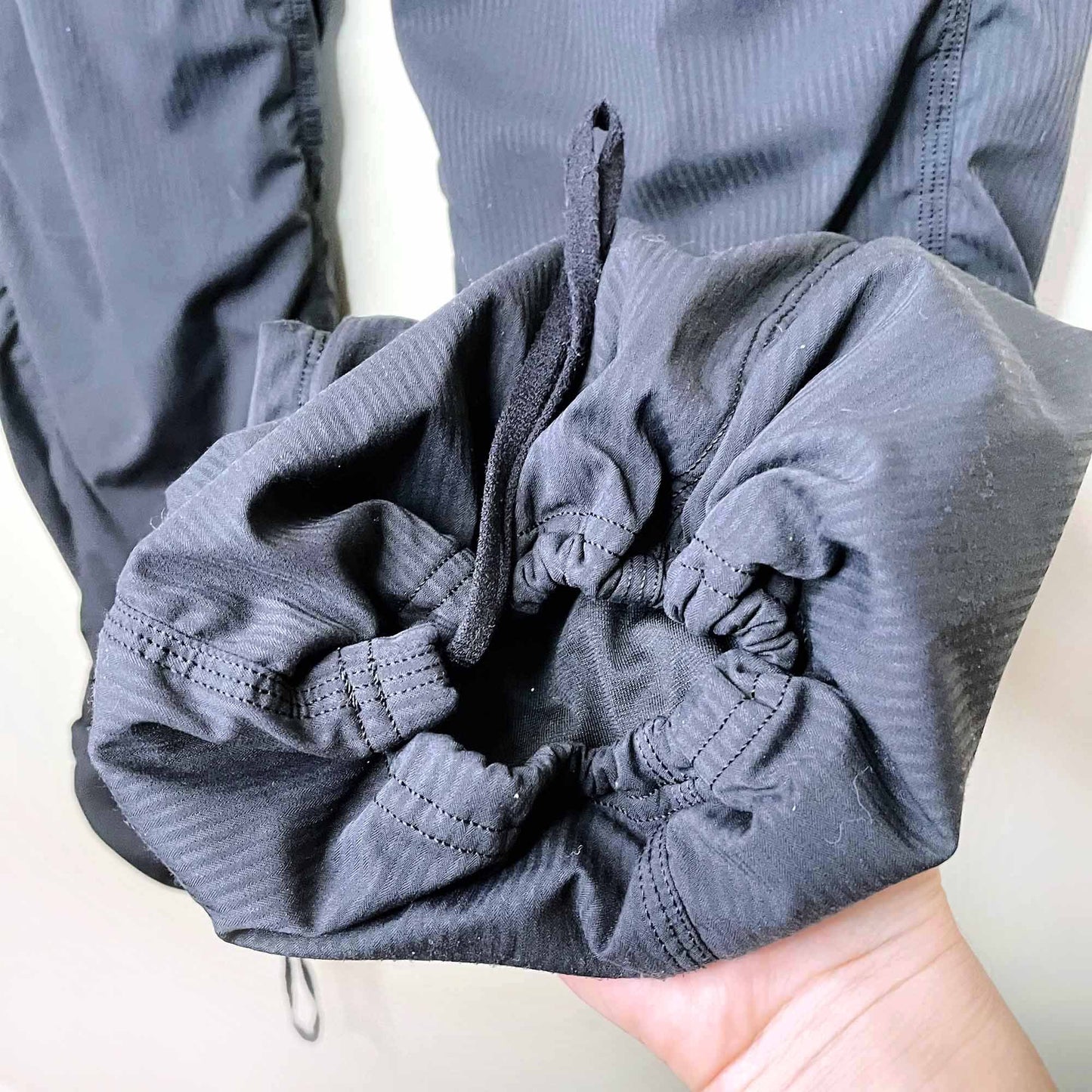 lululemon mid-rise lined dance studio on the move pants - size 4