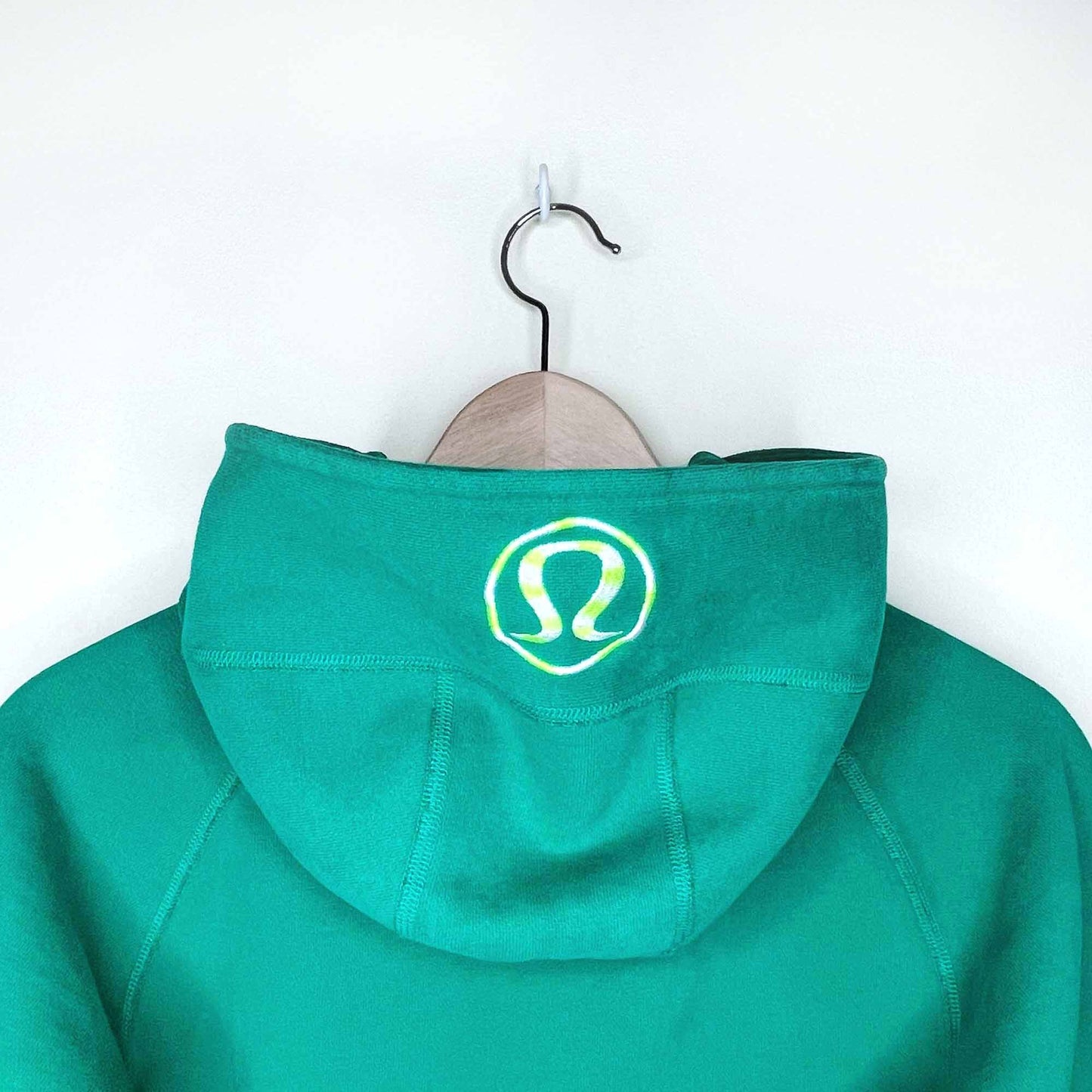 lululemon kelly green scuba hoodie - size 2/4