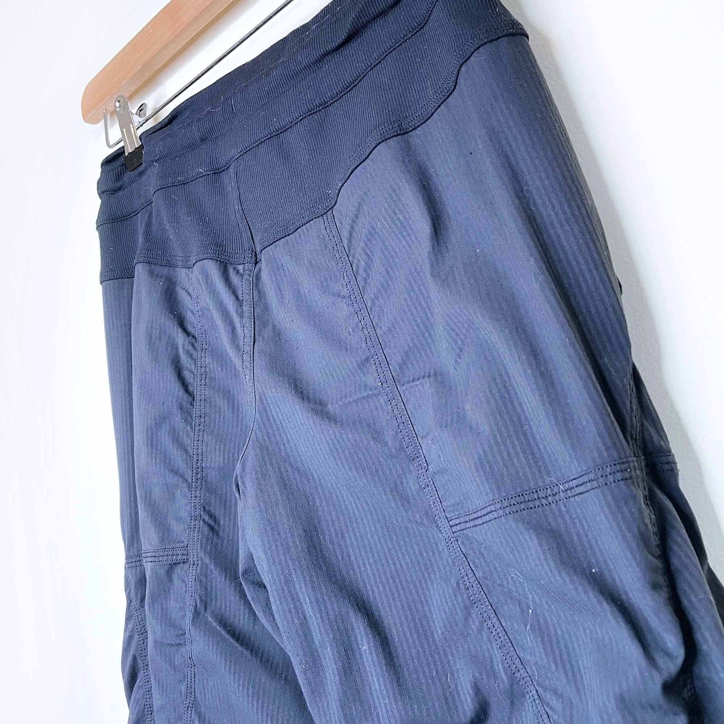 lululemon mid-rise lined dance studio on the move pants - size 4