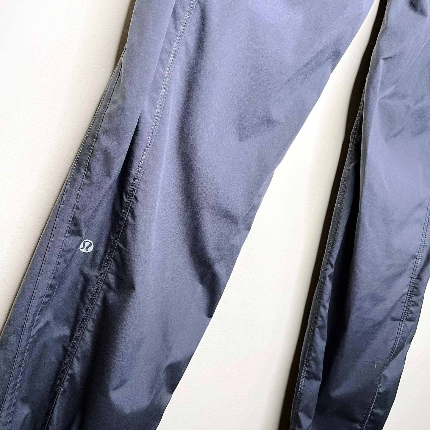lululemon low rise studio dance on the move pants - size 6