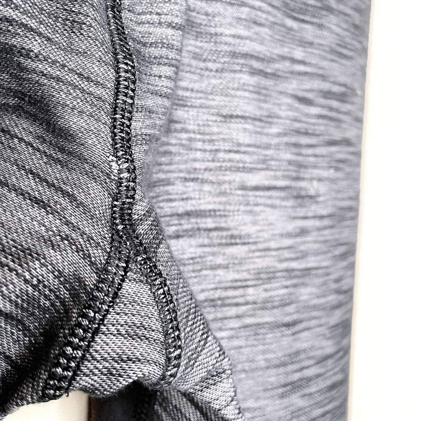 lululemon groove panelled bootcut flare yoga pants - size 4