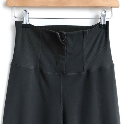 lululemon super high rise hook my eye yoga pants - size 4