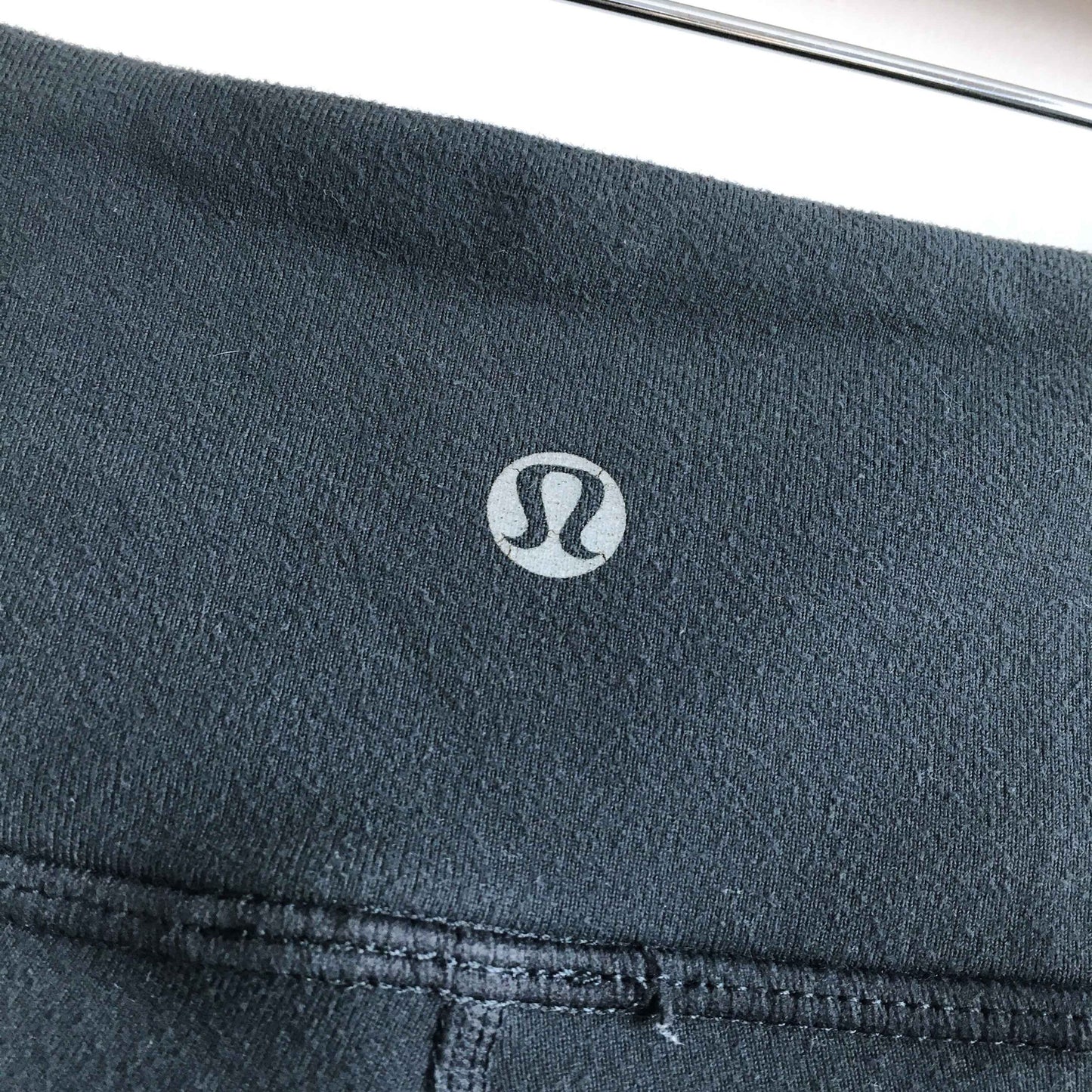 lululemon low-rise wunder under leggings - size 4
