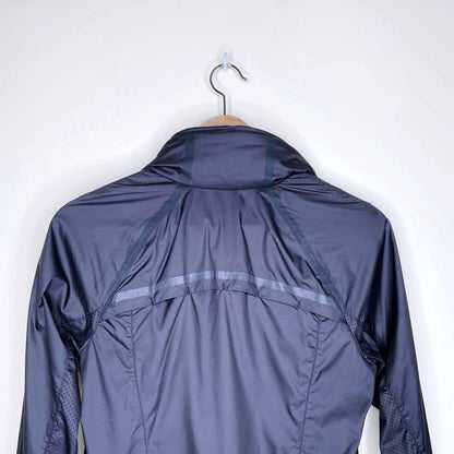 lululemon 1/4 zip light popover jacket with packable hood - size 4