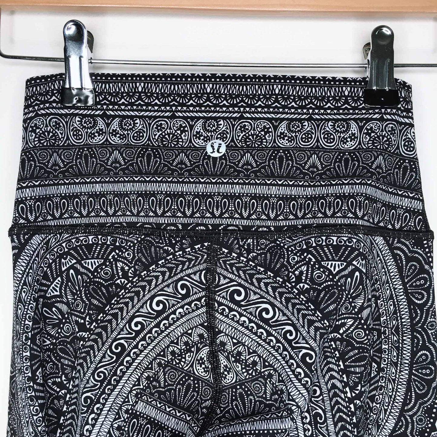 lululemon wunder under hi rise Full-On® Luxtreme leggings - size 4