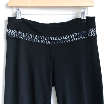 lululemon high-rise groove pant with logo waistband - size 6