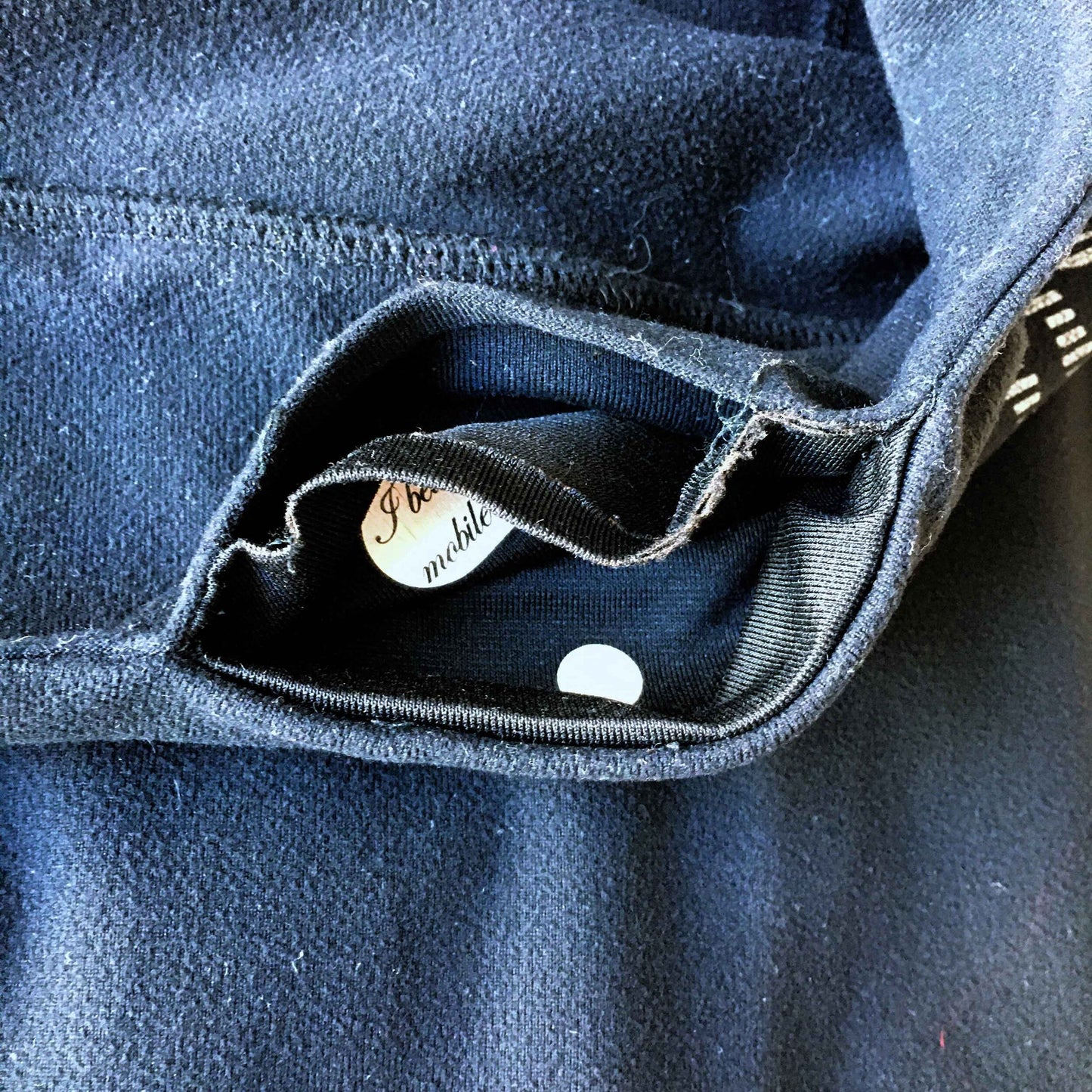 lululemon high-rise groove pant with logo waistband - size 6