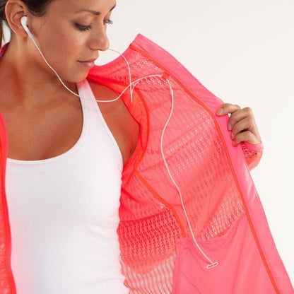 lululemon run wild flash jacket - size 8