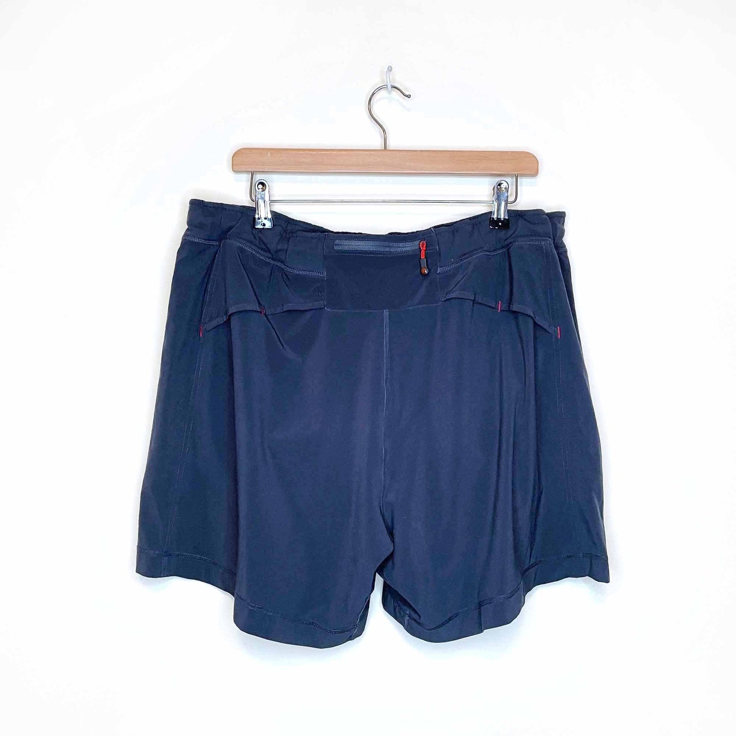 men's lululemon wet dry warm lined shorts - size xl