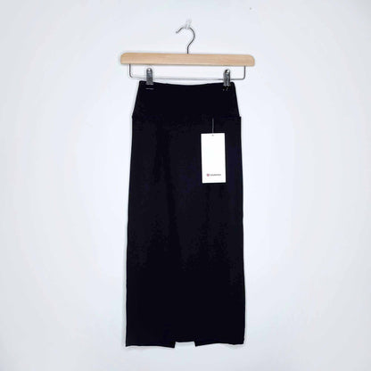 NWT lululemon a new route ribbed stretch skirt - size 0