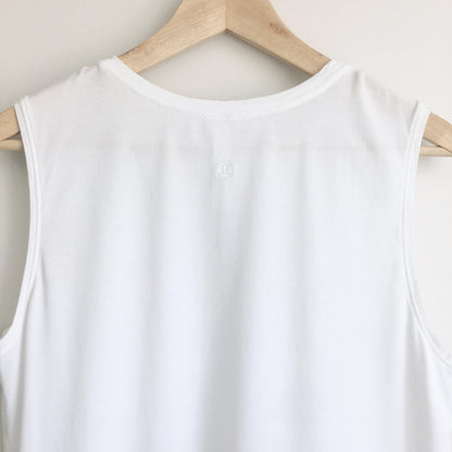 lululemon muscle tee - size 8