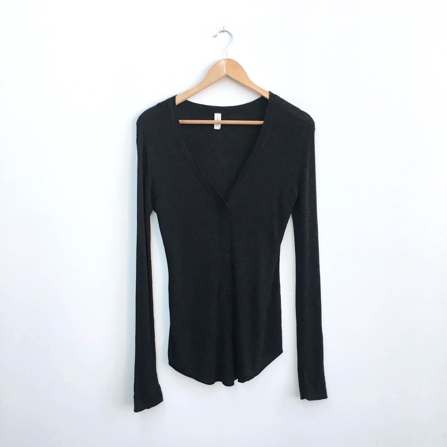 lululemon ribbed snap button long sleeve - size 8