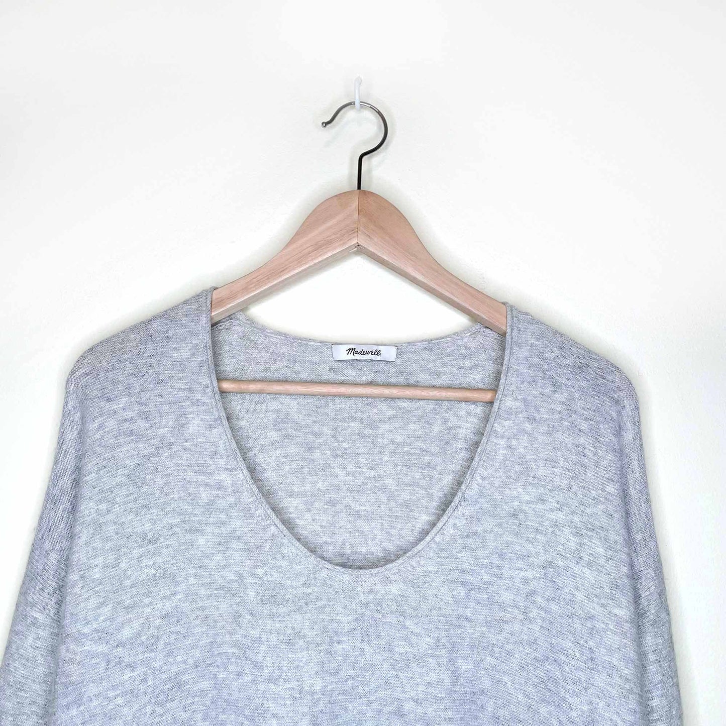 madewell oversized wool-alpaca blend v-neck grey sweater - size small