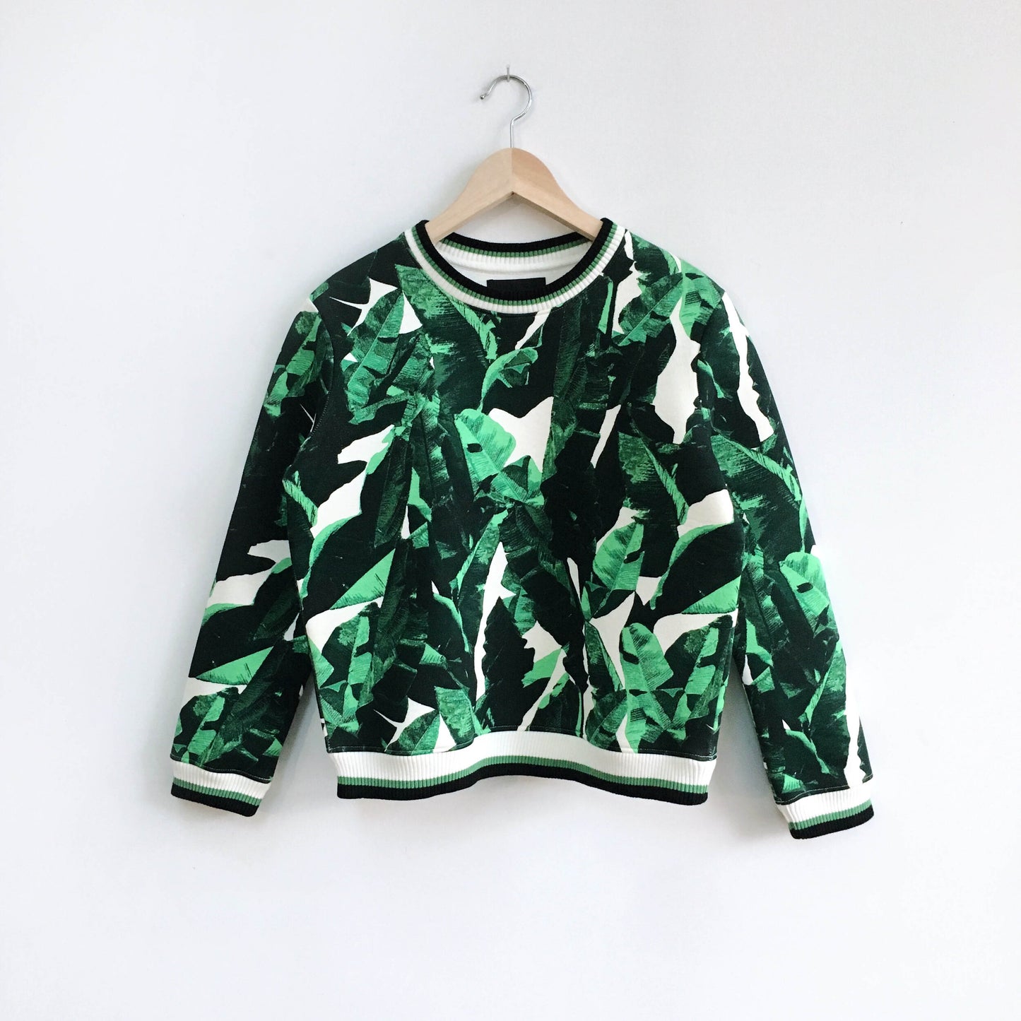 500 Maison Cinqcent Tropical Sweater - size Small