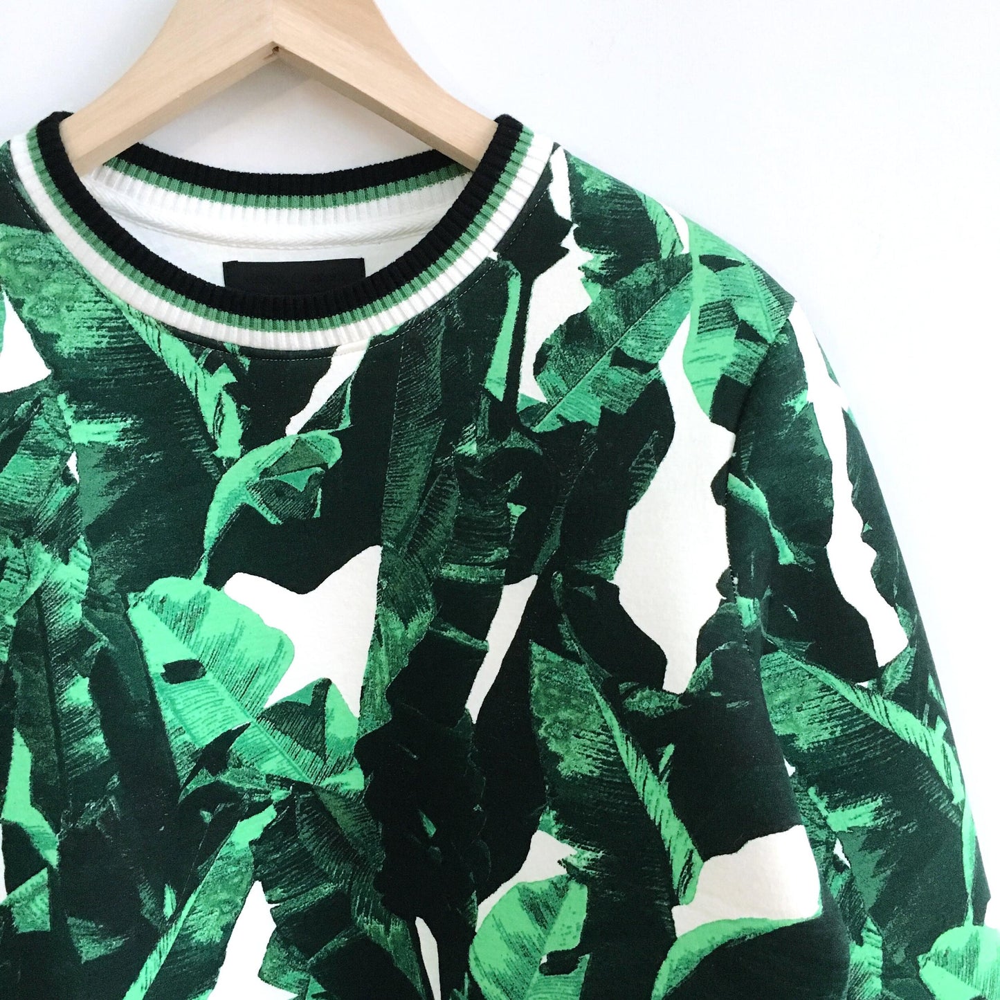 500 Maison Cinqcent Tropical Sweater - size Small
