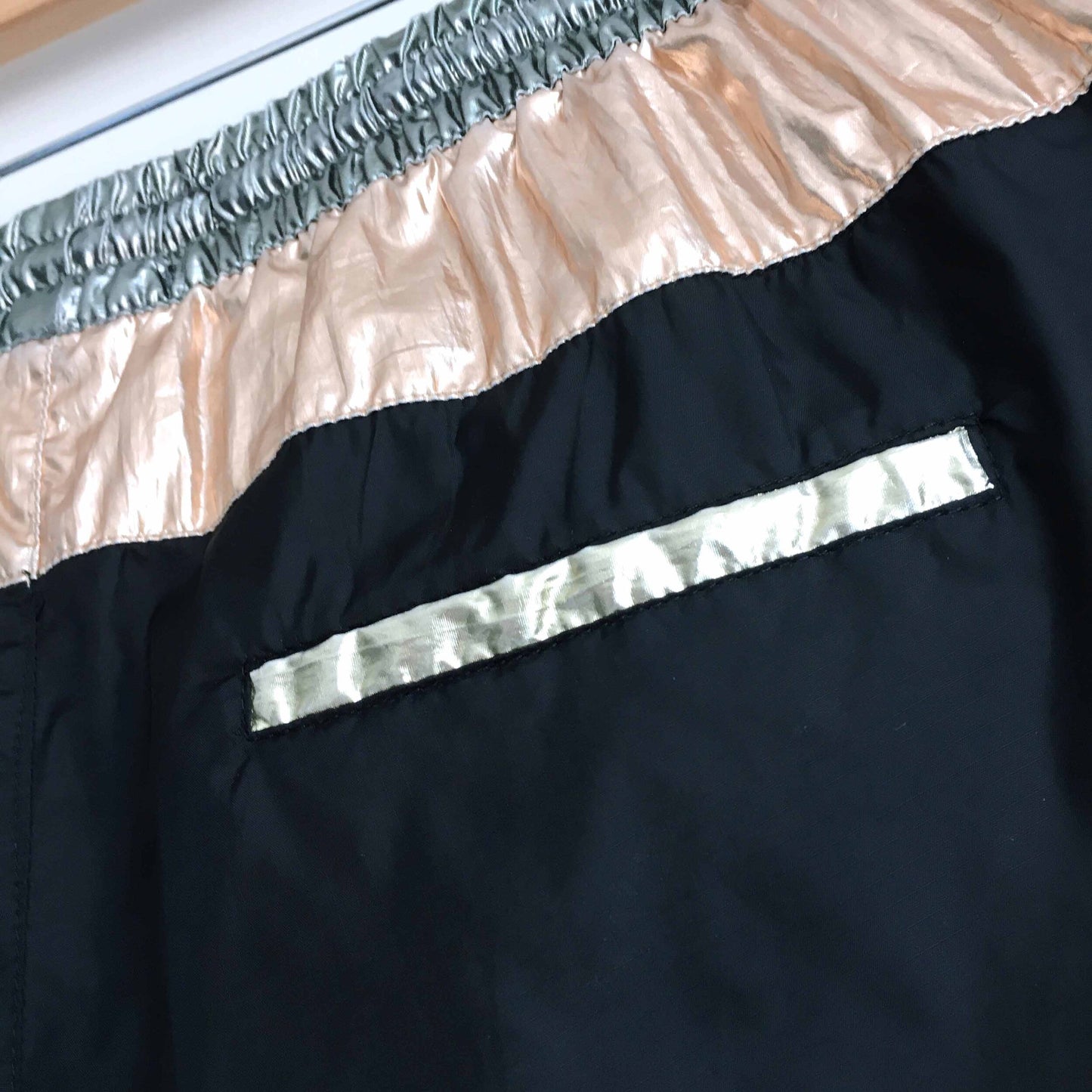 Scotch &amp; Soda metallic track shorts - size P