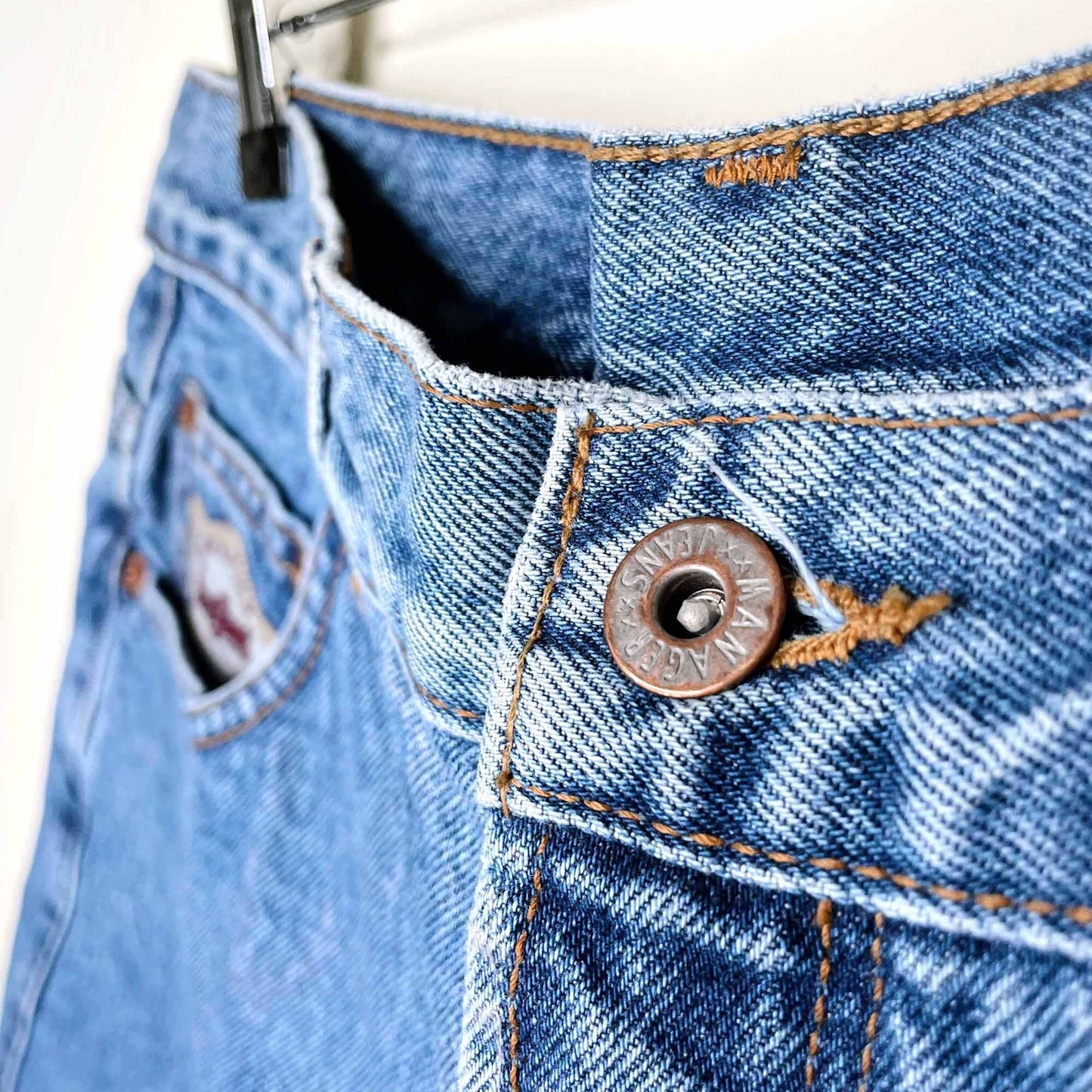 vintage manager jean shorts - size 34