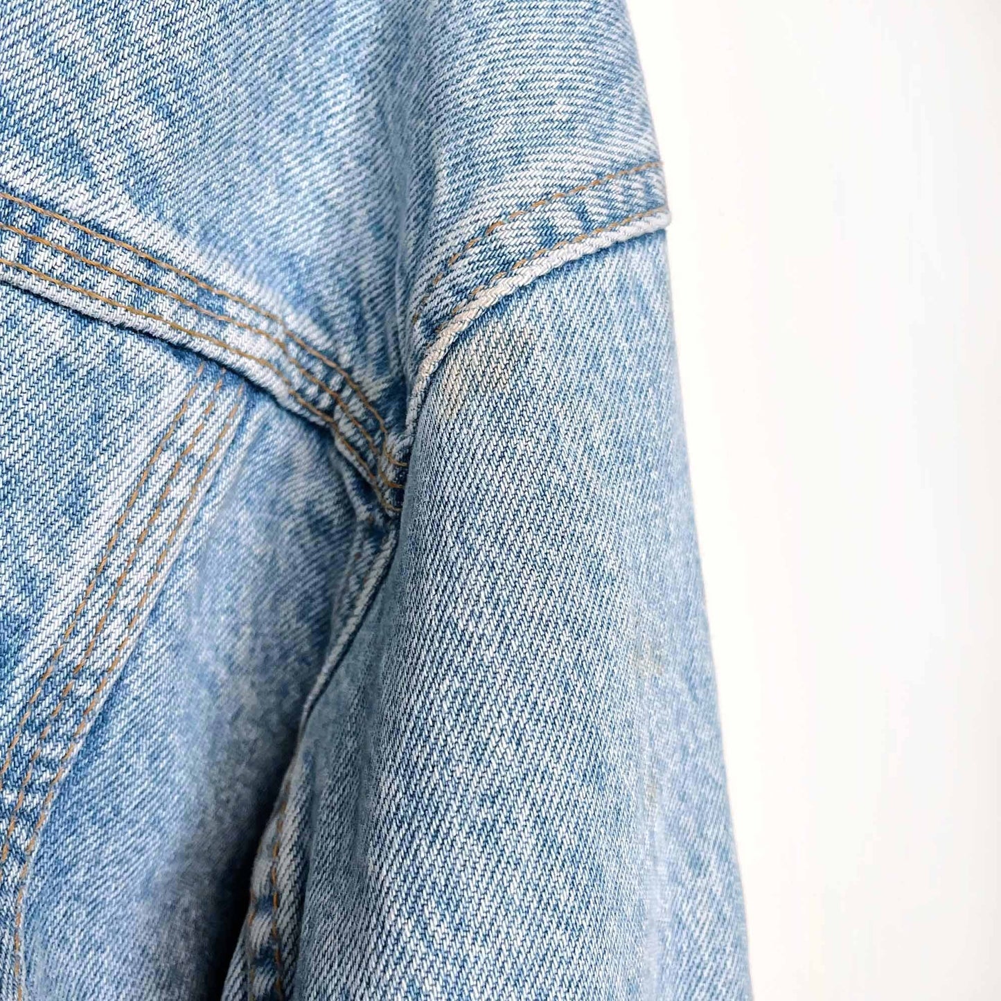 vintage manager cropped denim jean jacket - size medium