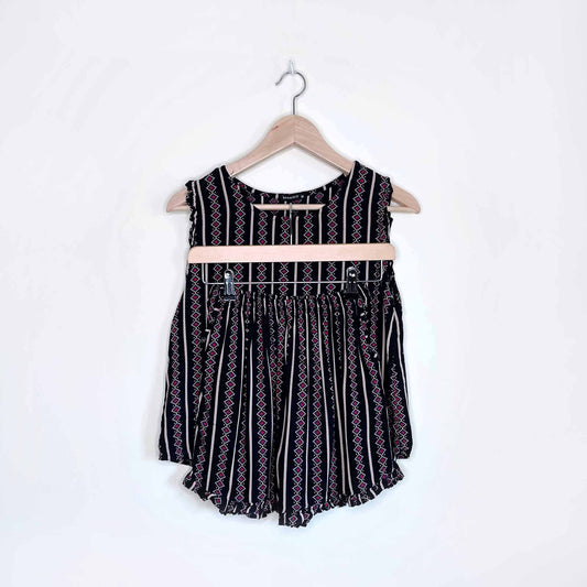 mango two piece short set with mini ruffles - size medium