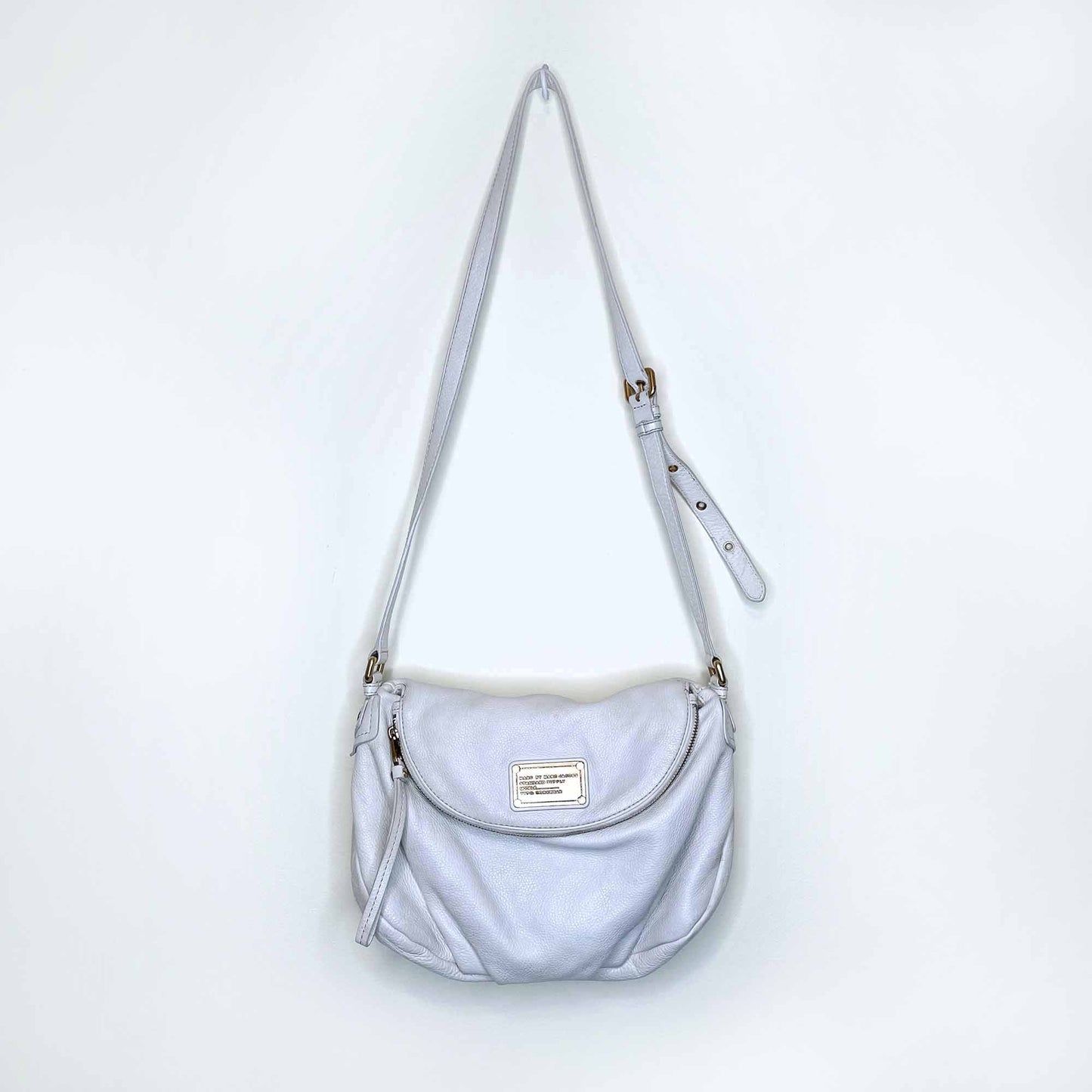 marc jacobs natasha q leather messenger crossbody bag