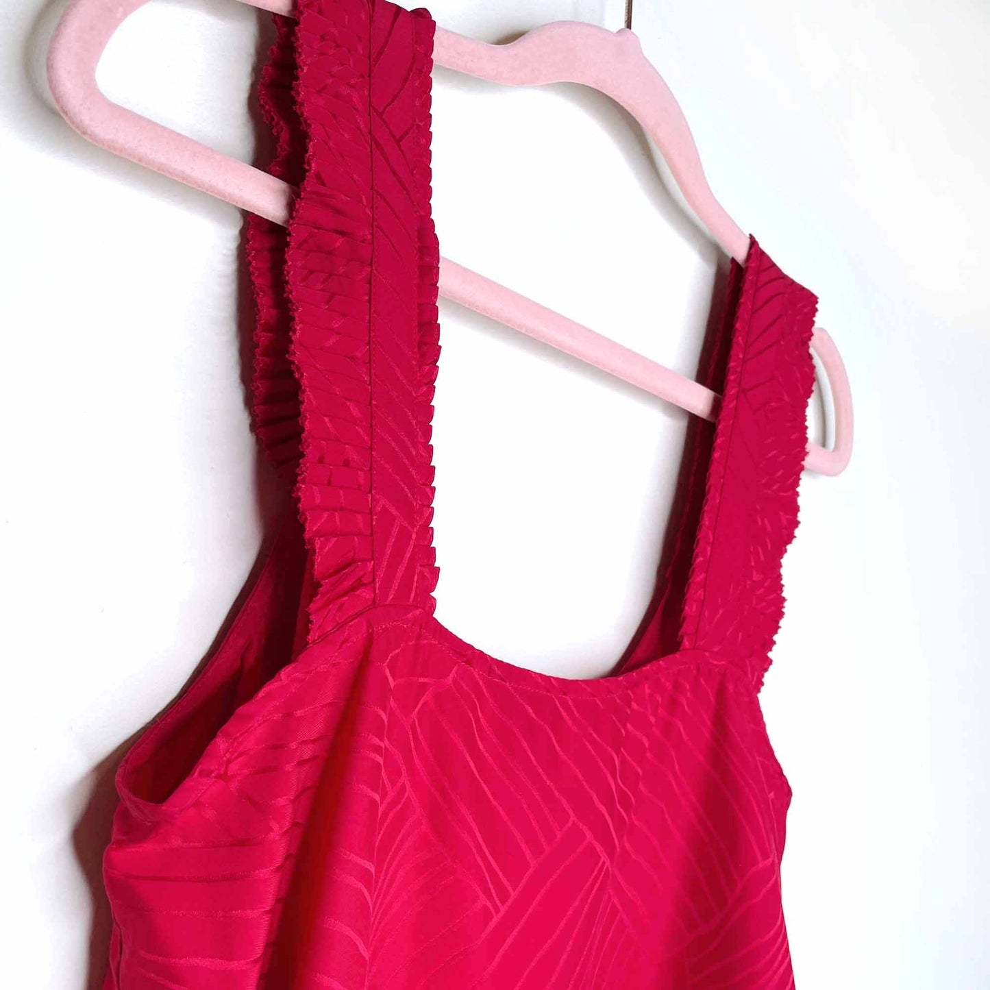 marc by marc jacobs red silk tank - size 0