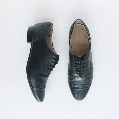 Marc Fisher Pitrel Oxfords - size 8