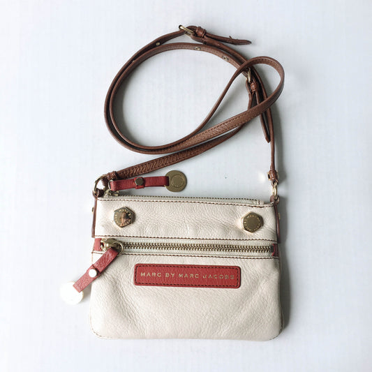 Marc Jacobs pebbled leather small crossbody