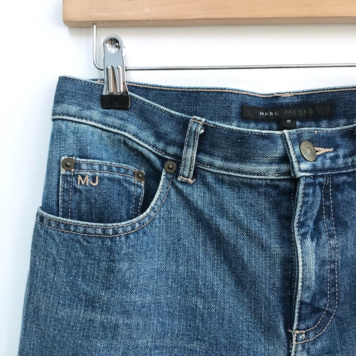 Marc Jacobs Mom Jeans - size 2