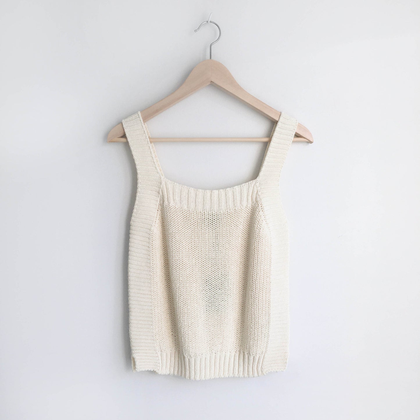 NWT Massimo Dutti cream knit tank - size Medium