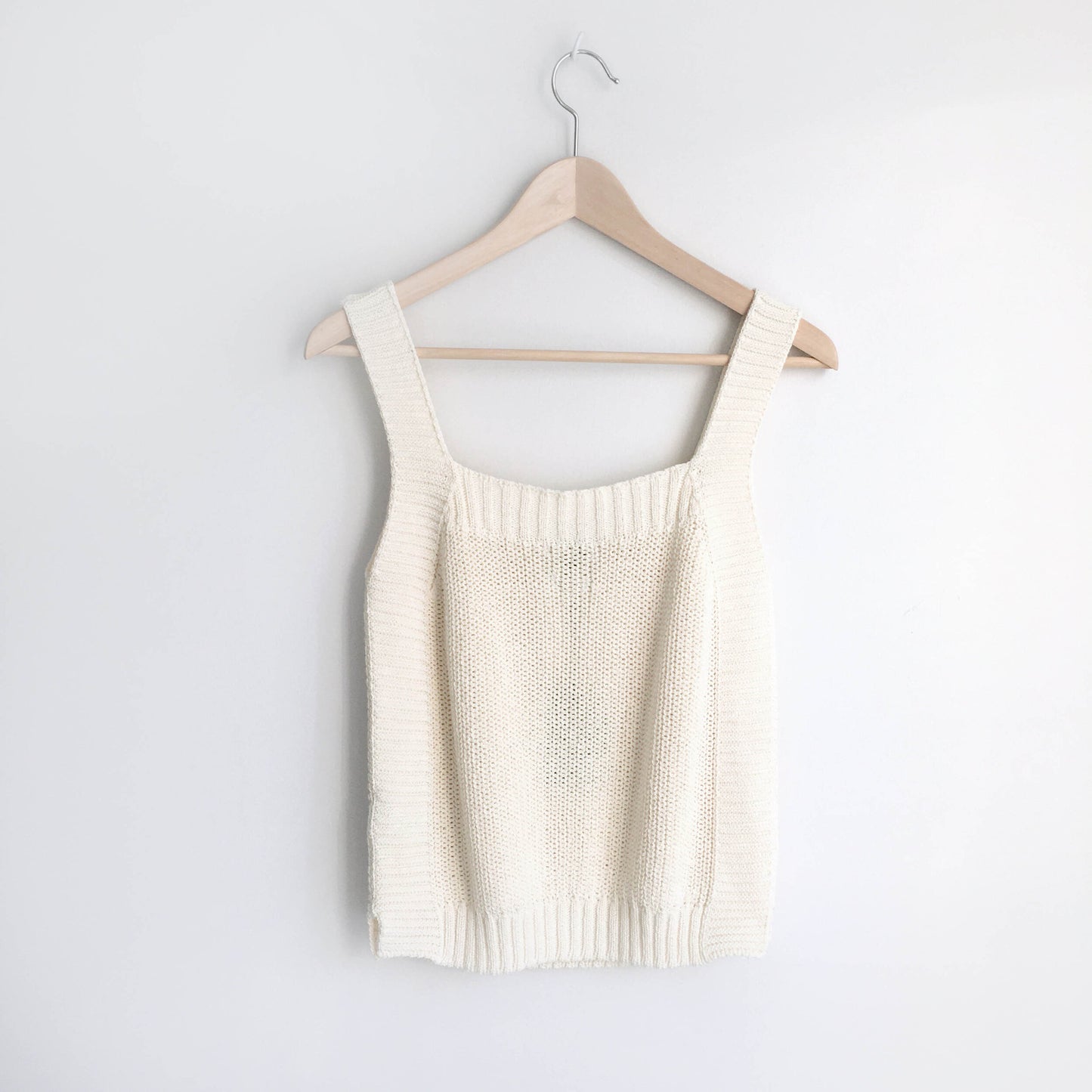 NWT Massimo Dutti cream knit tank - size Medium
