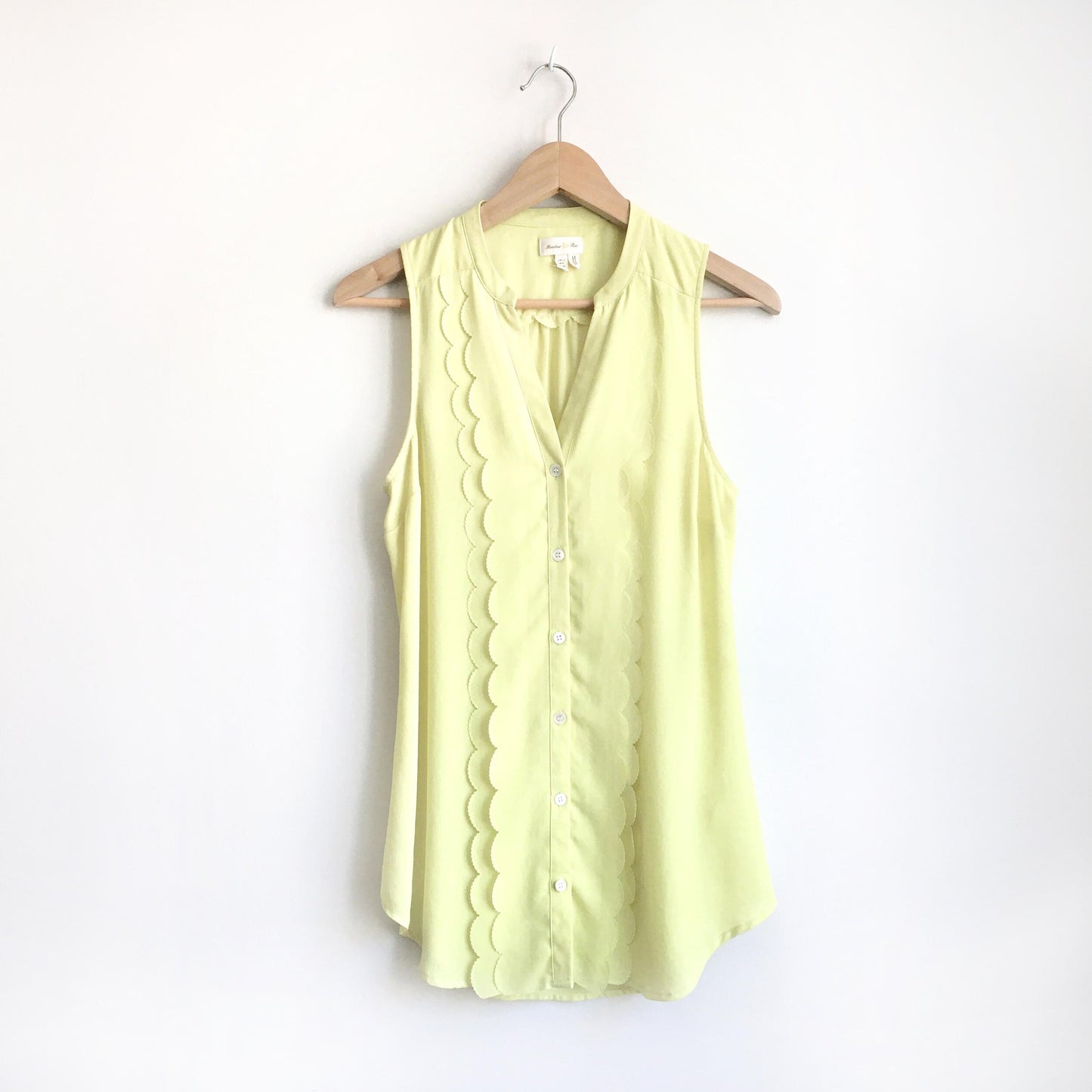 Meadow Rue sleeveless scallop blouse - size 6