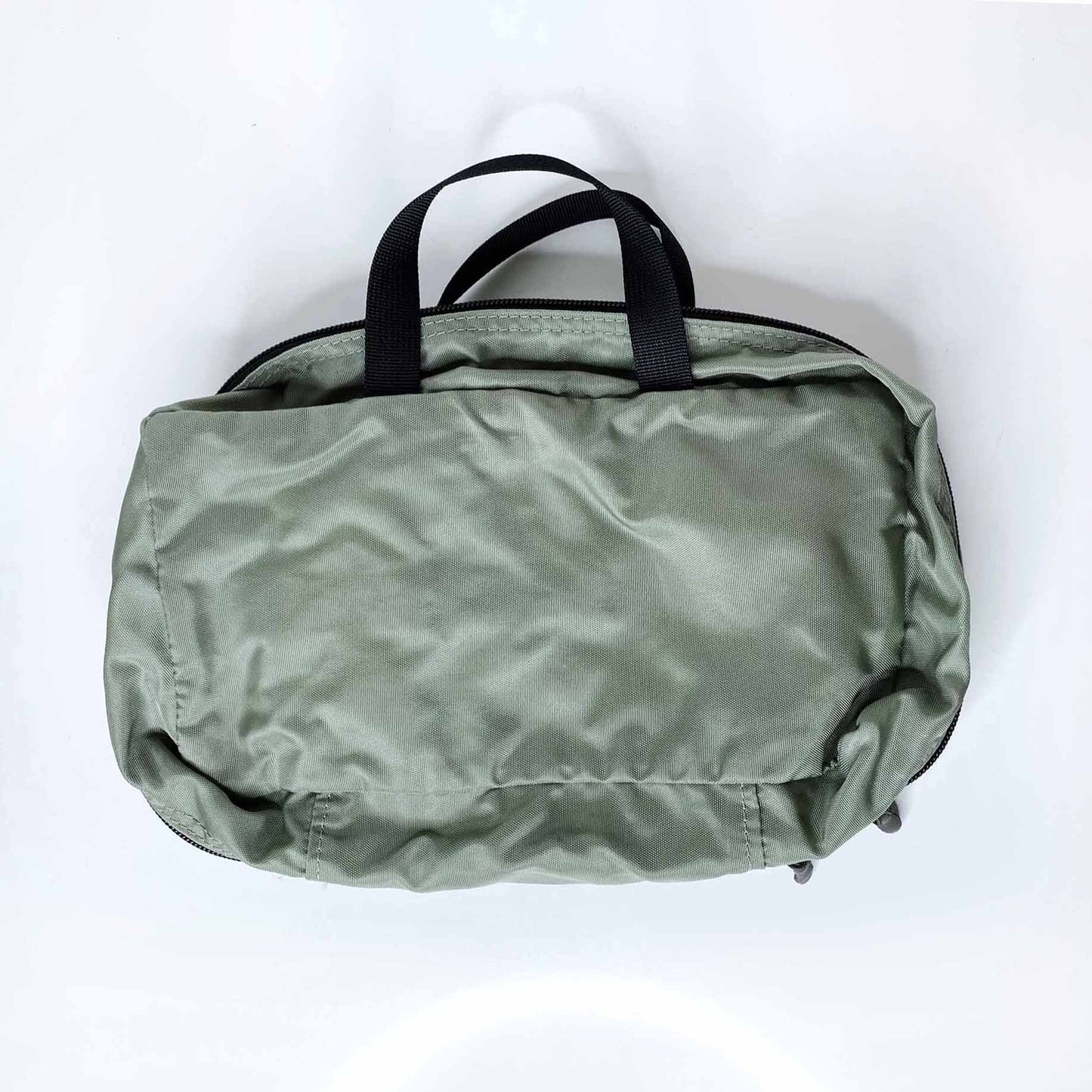 mec travel light troiletries wash pouch