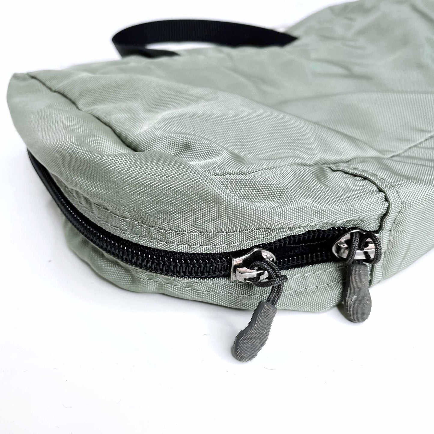 mec travel light troiletries wash pouch