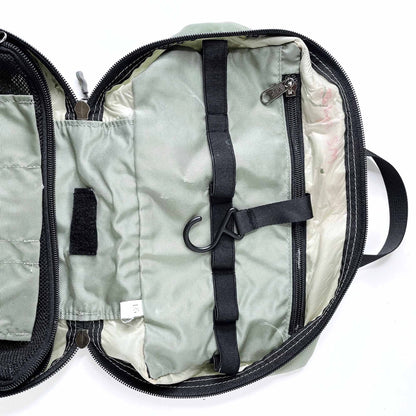 mec travel light troiletries wash pouch