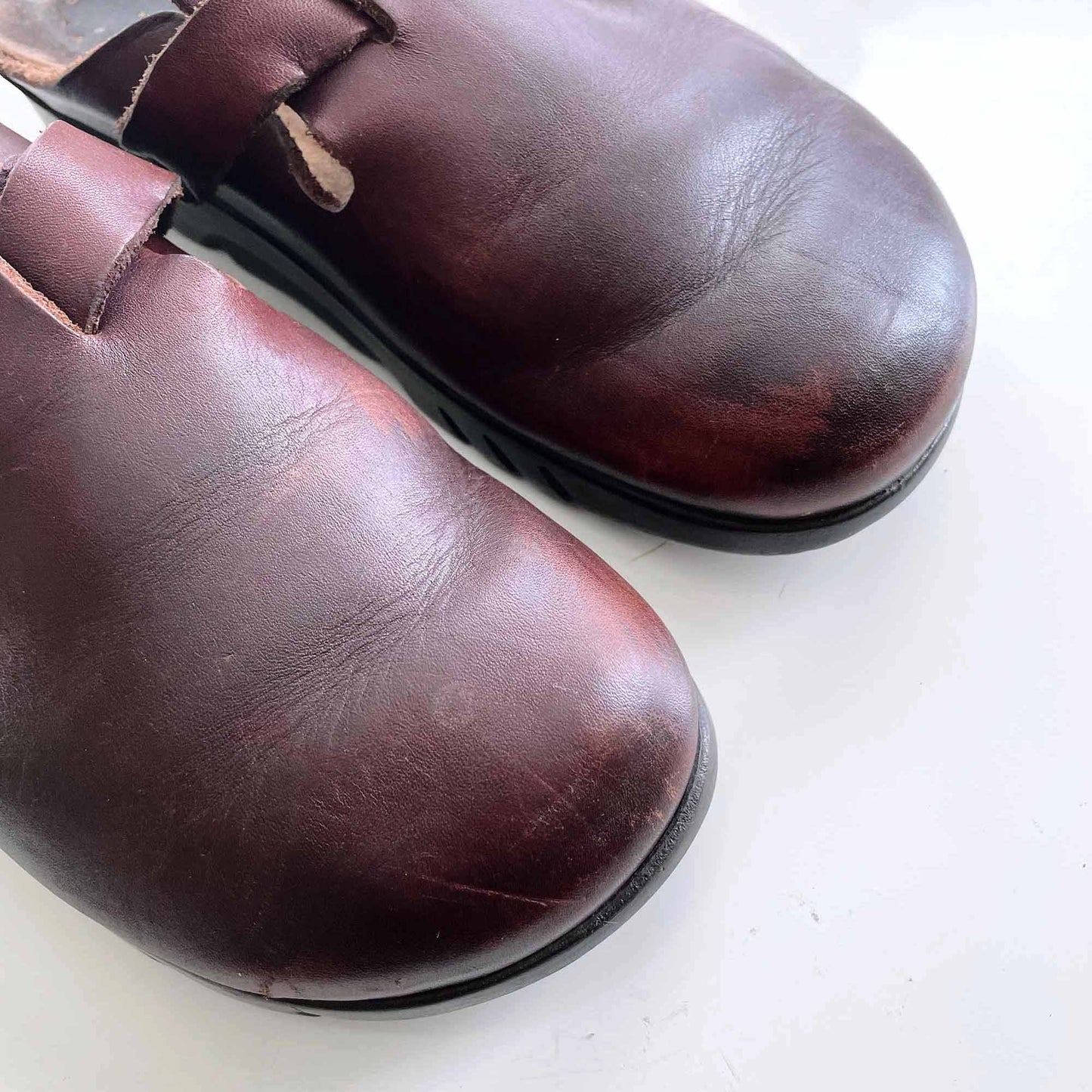 mephisto leather zaverio slip on clogs - size 10