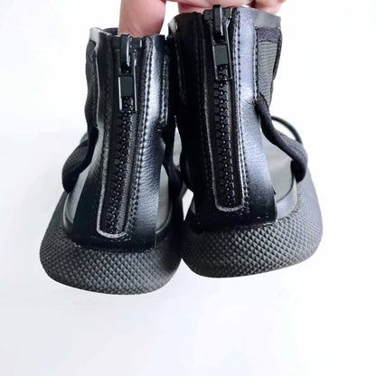 mia reed platform sandal in black - size 7.5