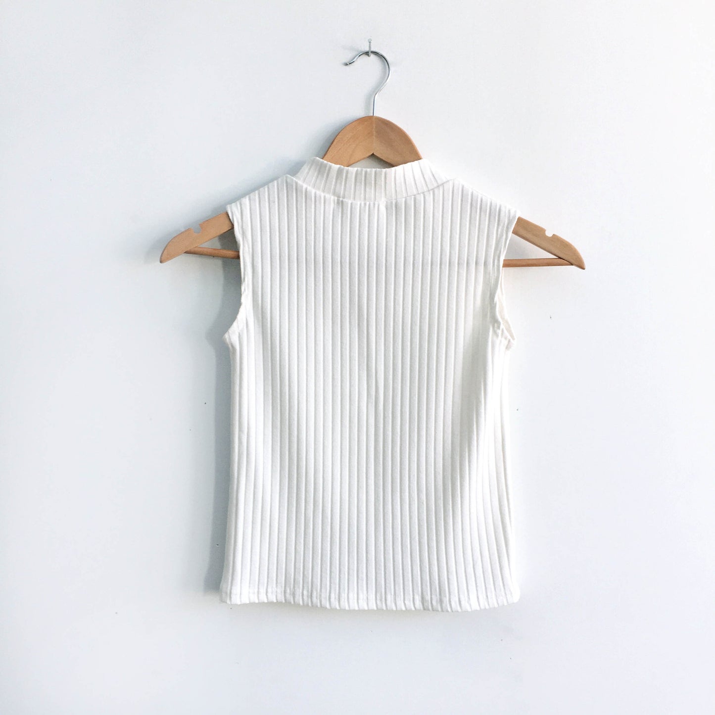 Miss Hong ribbed crop - size xs