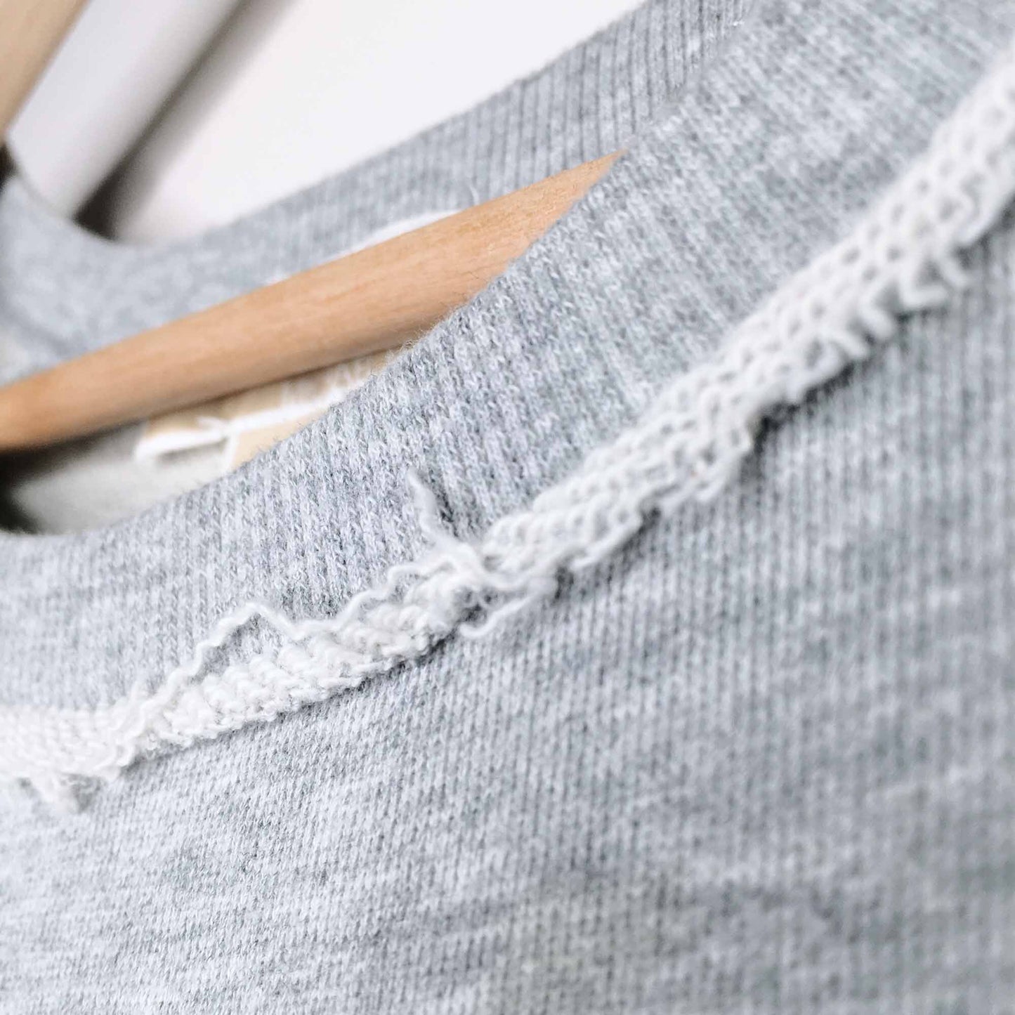 Michael Kors short sleeve raw edge sweatshirt - size Large