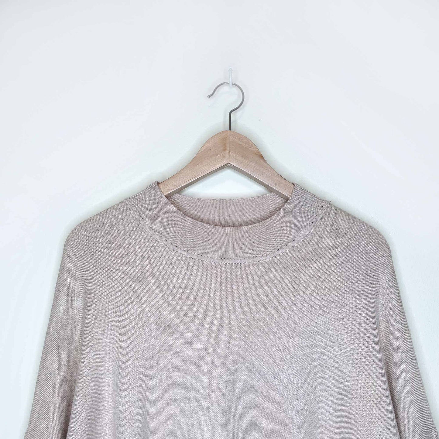 modern citizen short bell sleeve sweater - size large