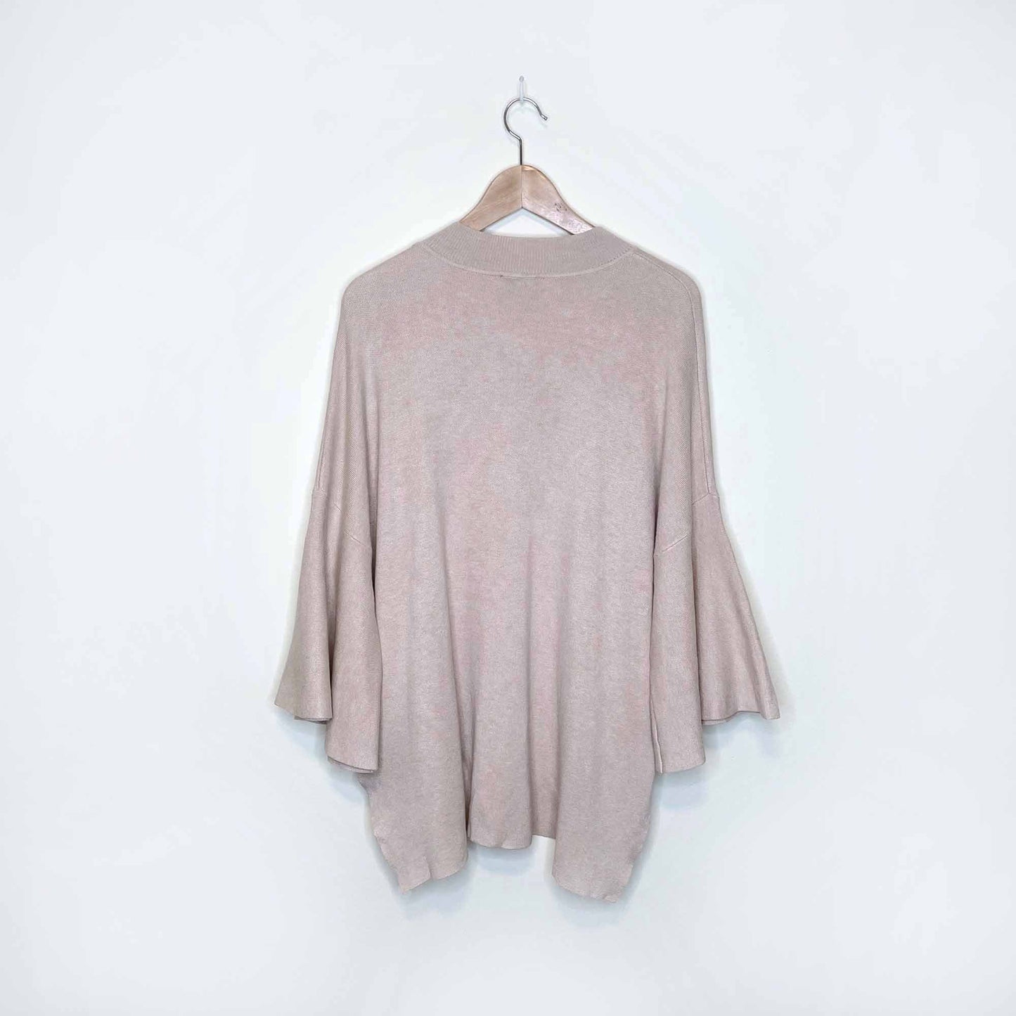 modern citizen short bell sleeve sweater - size large