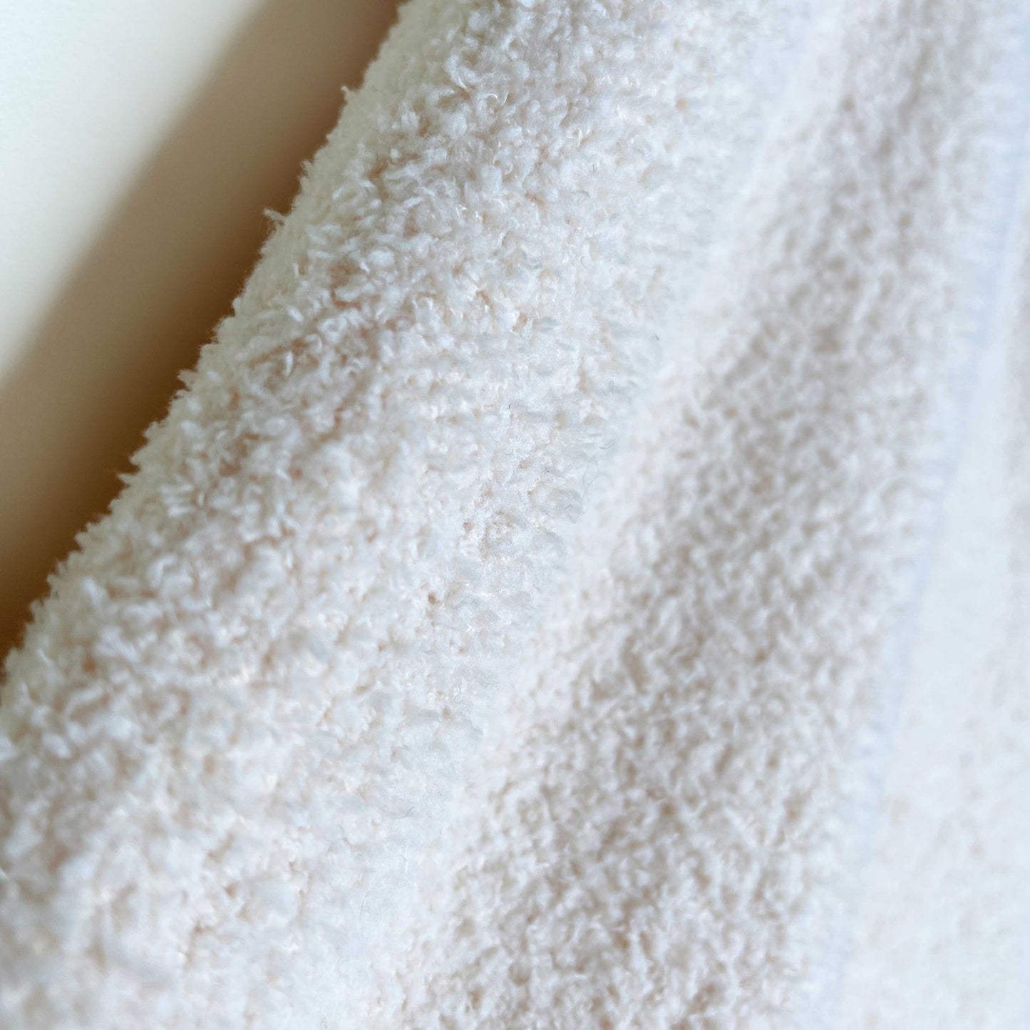 nwt monki calah fuzzy knitted wide leg pants - size large