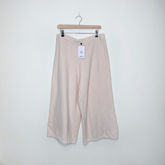 nwt monki calah fuzzy knitted wide leg pants - size large
