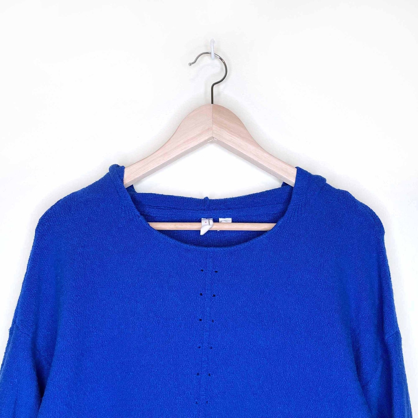 moth zurich stretch knit hoodie with ruched sleeves - size medium