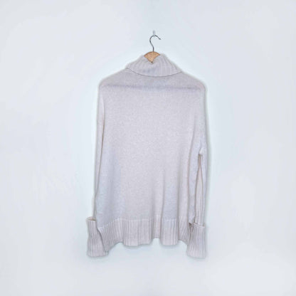 moth oversized wool-blend fireside turtleneck - size small
