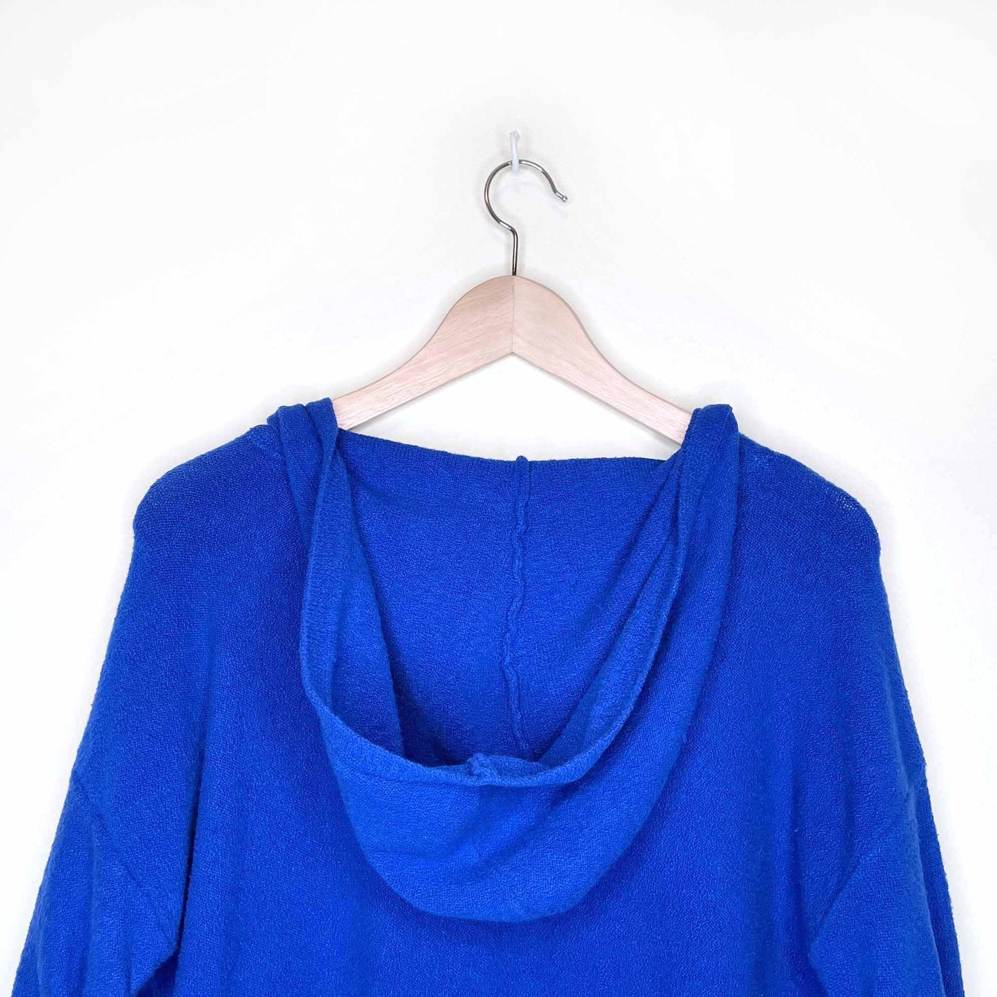 moth zurich stretch knit hoodie with ruched sleeves - size medium