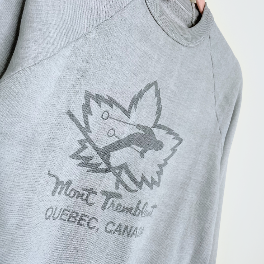 vintage 80s mont tremblant graphic print crewneck sweatshirt - size xs