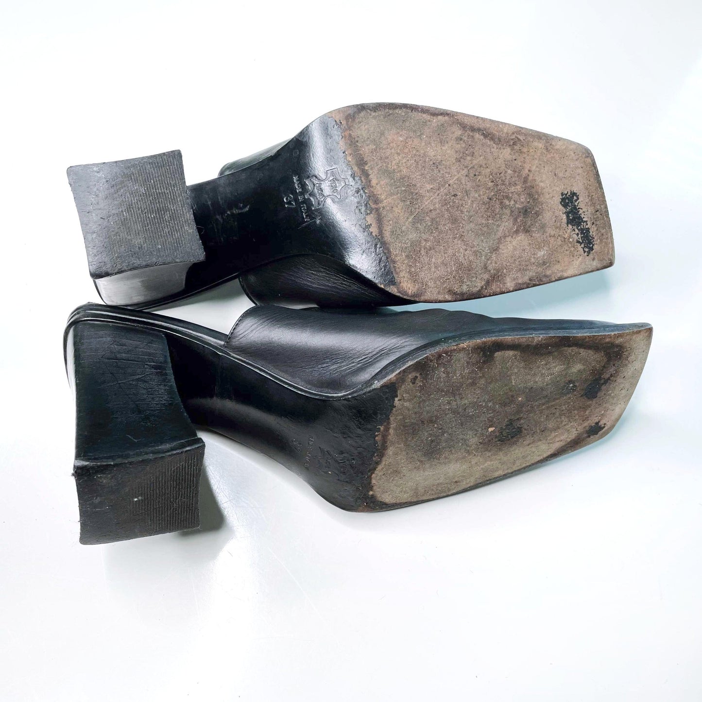 vintage black leather square toe mules - size 37