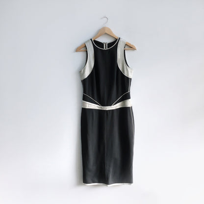 Narcisco Rodriguez Contour Sheath Dress - size Medium