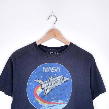 fifth sun nasa tee - size small