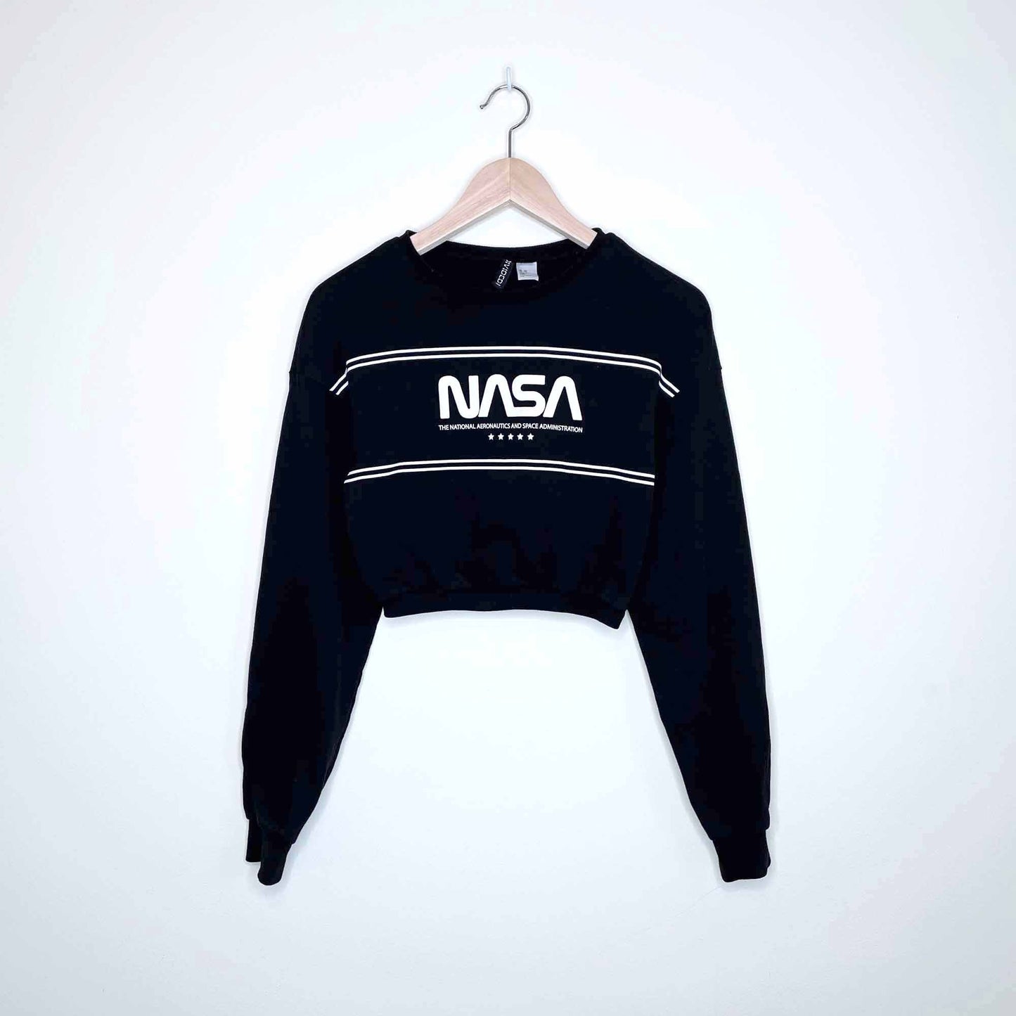 H&amp;M Nasa cropped long sleeve t-shirt - size xs